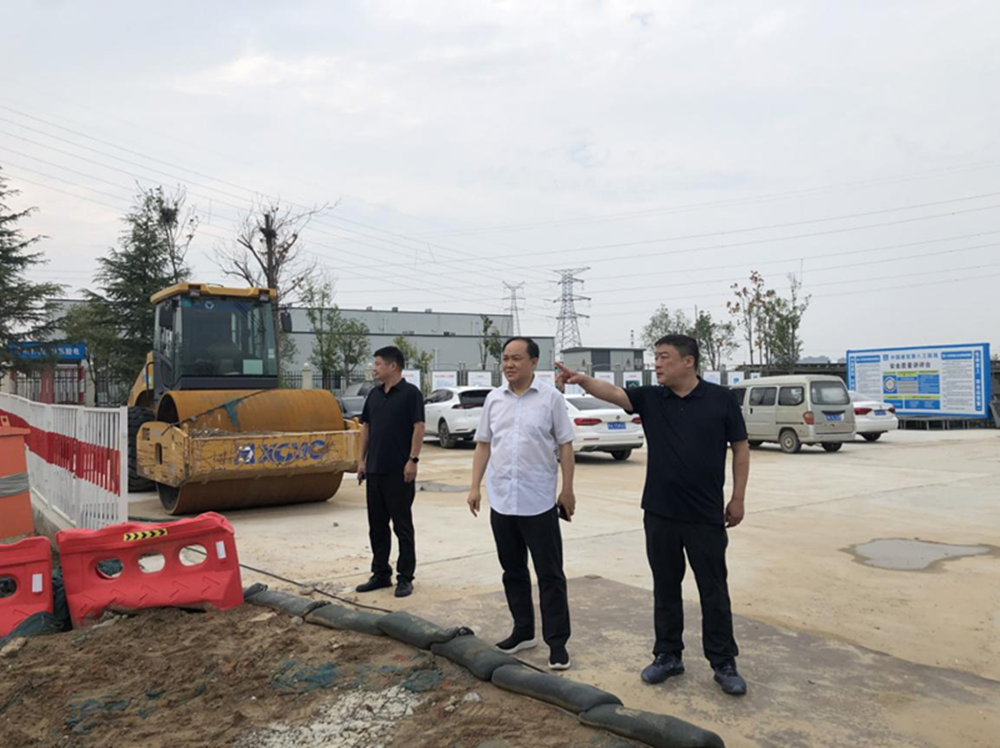 乐竞体育-中国一站式服务官网
党委委员、副总经理张岩到侯寨新镇区安置区调研项目建设工作