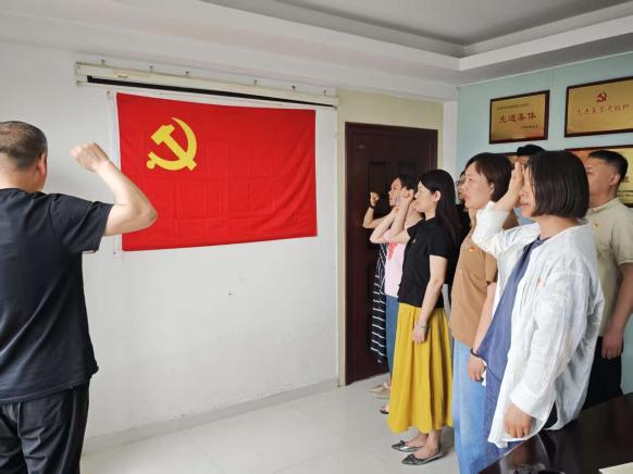 严守八项规定 喜迎“七一”华诞——乐竞体育-中国一站式服务官网
咨询党支部组织开展迎“七一”主题党日活动